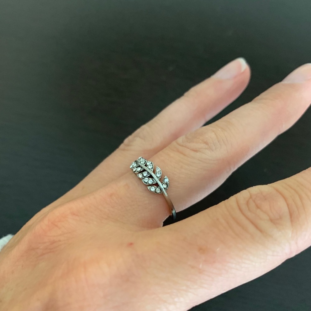 Ring - Picture 2 of 4